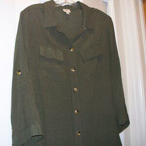 Super cute button down top